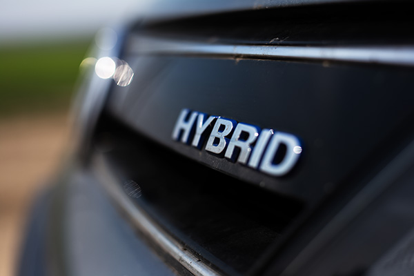 How to Extend the Battery Life of Your Hybrid Vehicle